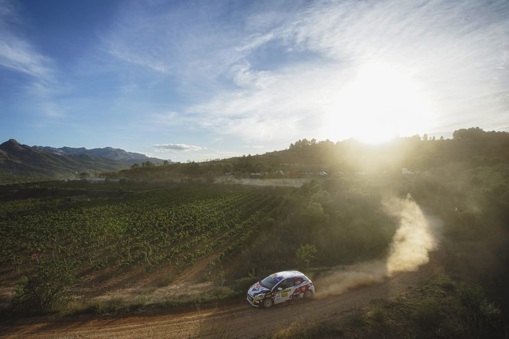 RallyRACC_2023_volant_racc_julià_peugeot_208